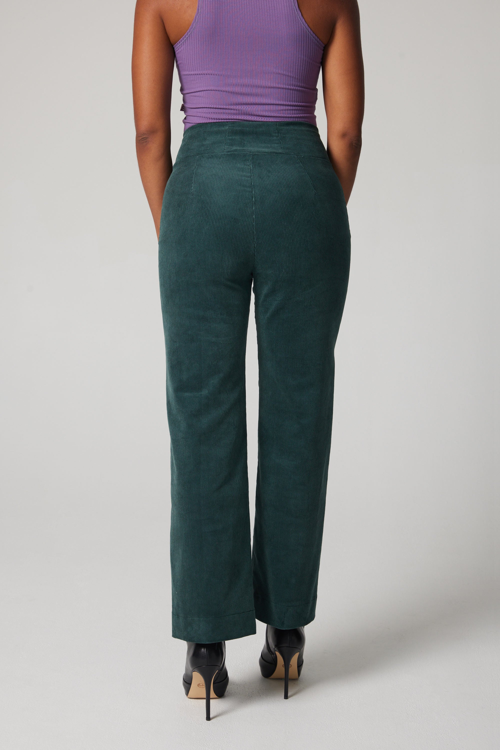 Pantalon droit taille haute en velours côtelé - Vert